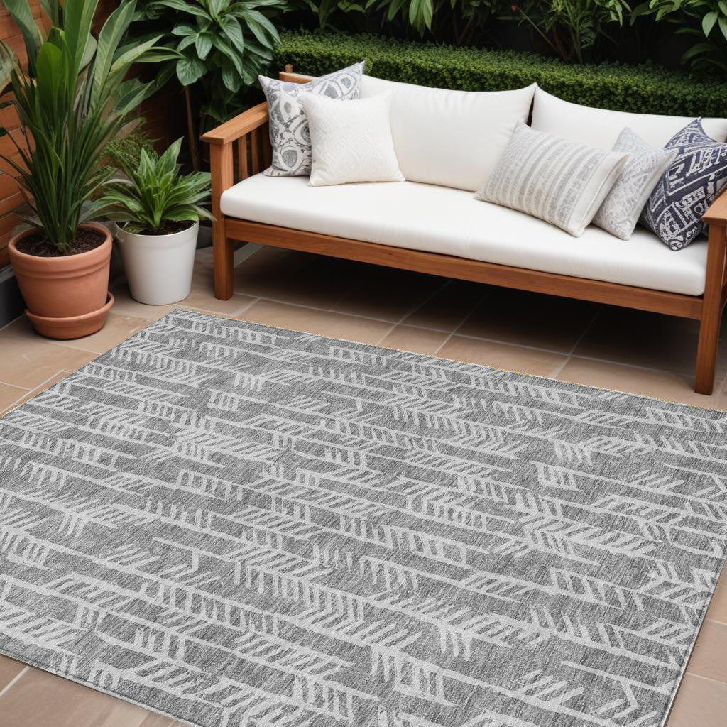 8' X 10' Gray And Silver Tribal Washable Indoor Outdoor Area Rug-0